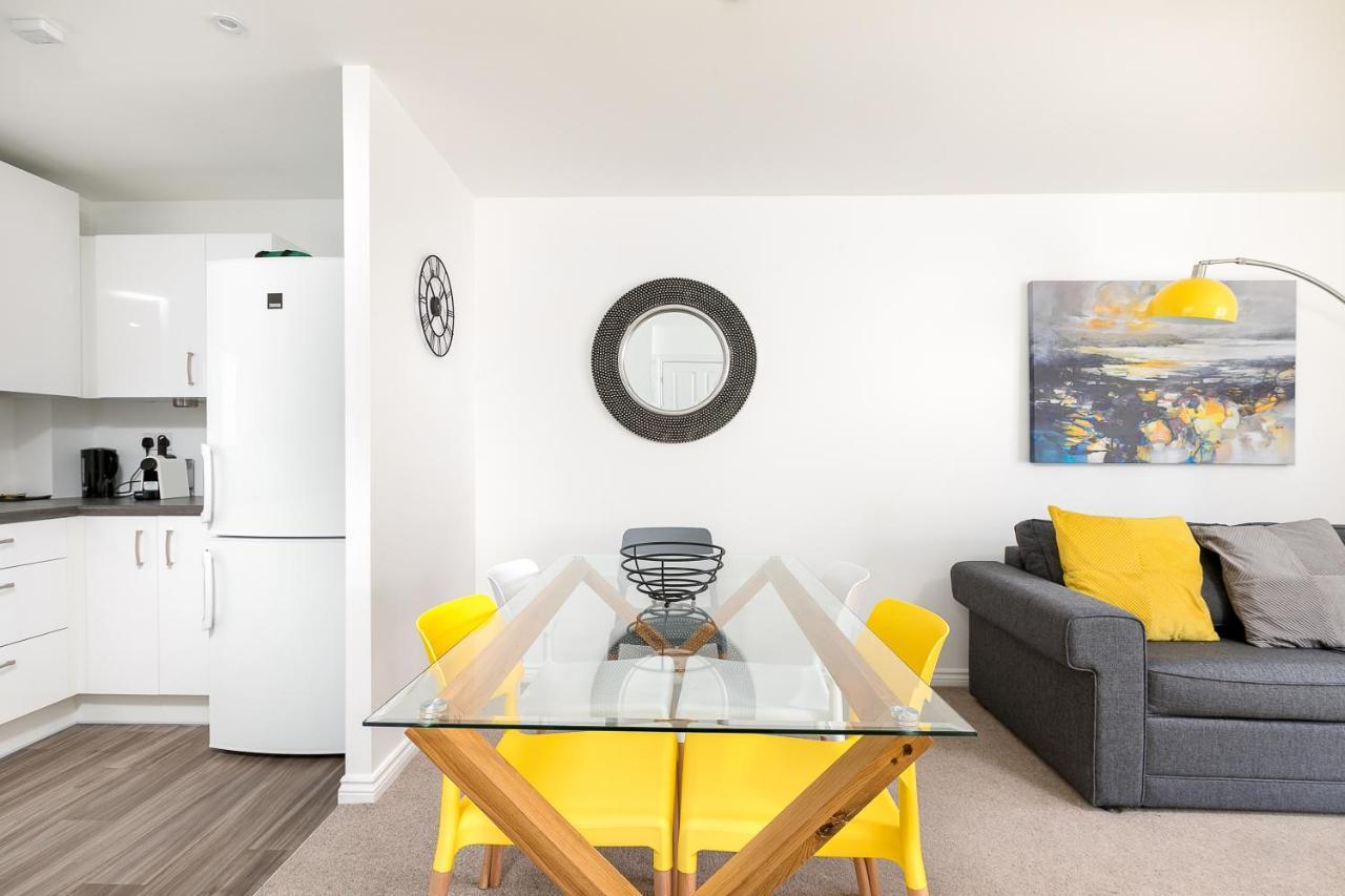 Hertford Serviced Apartments Ware Buitenkant foto