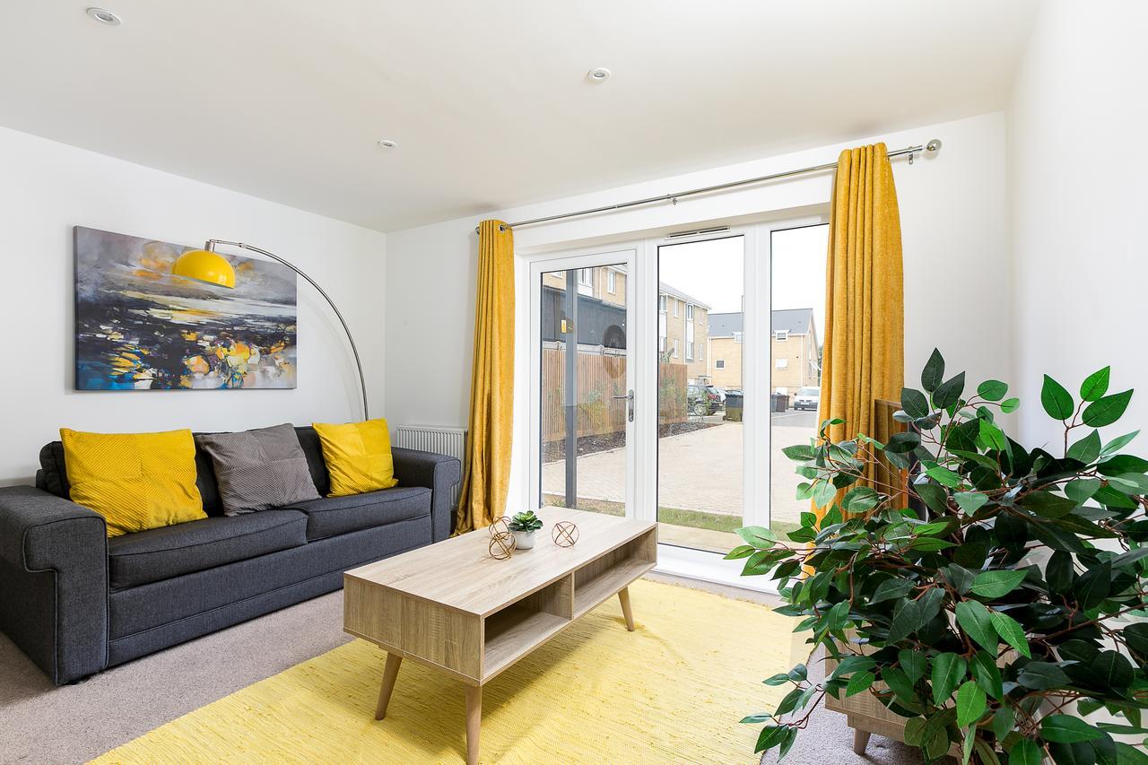 Hertford Serviced Apartments Ware Buitenkant foto