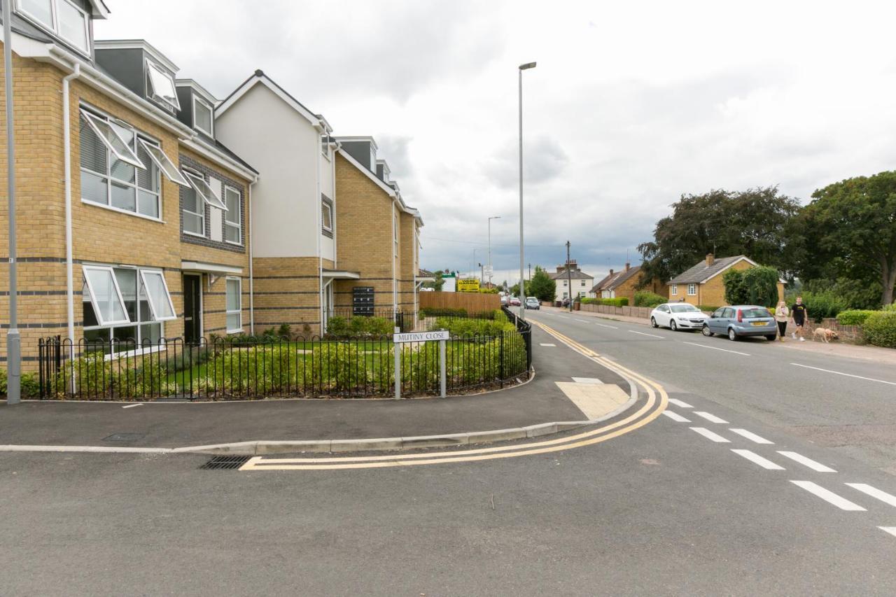 Hertford Serviced Apartments Ware Buitenkant foto