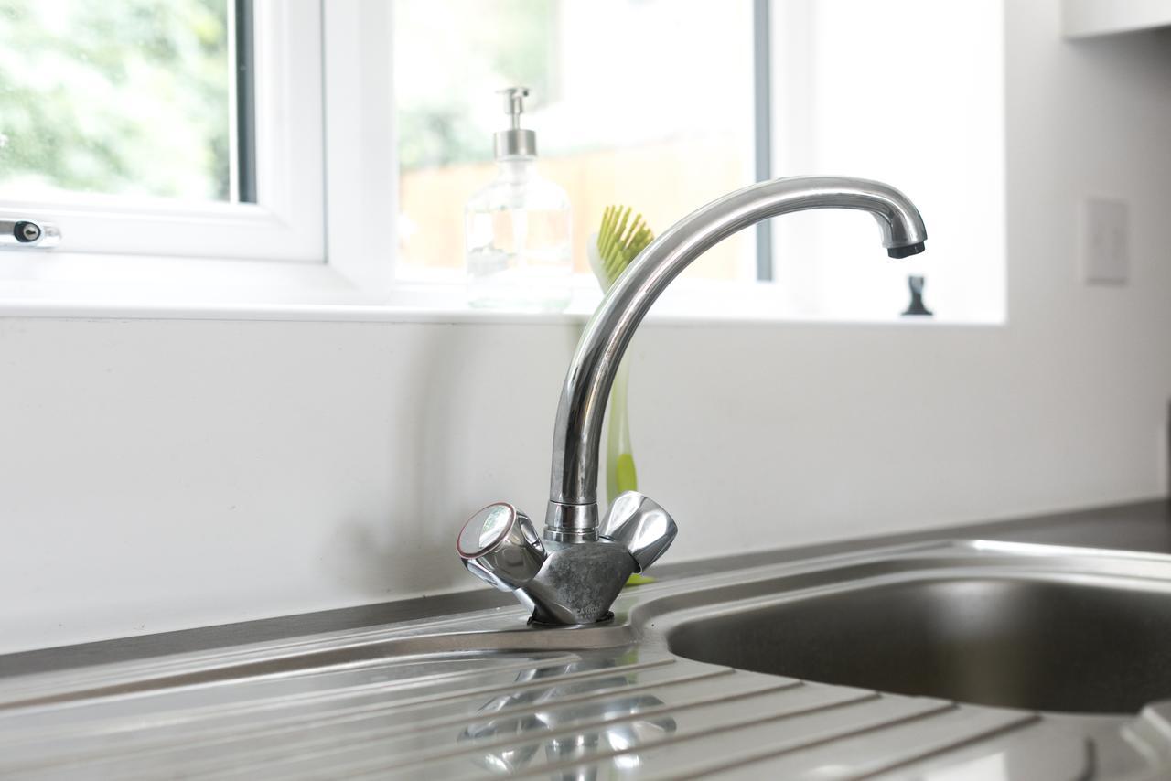 Hertford Serviced Apartments Ware Buitenkant foto