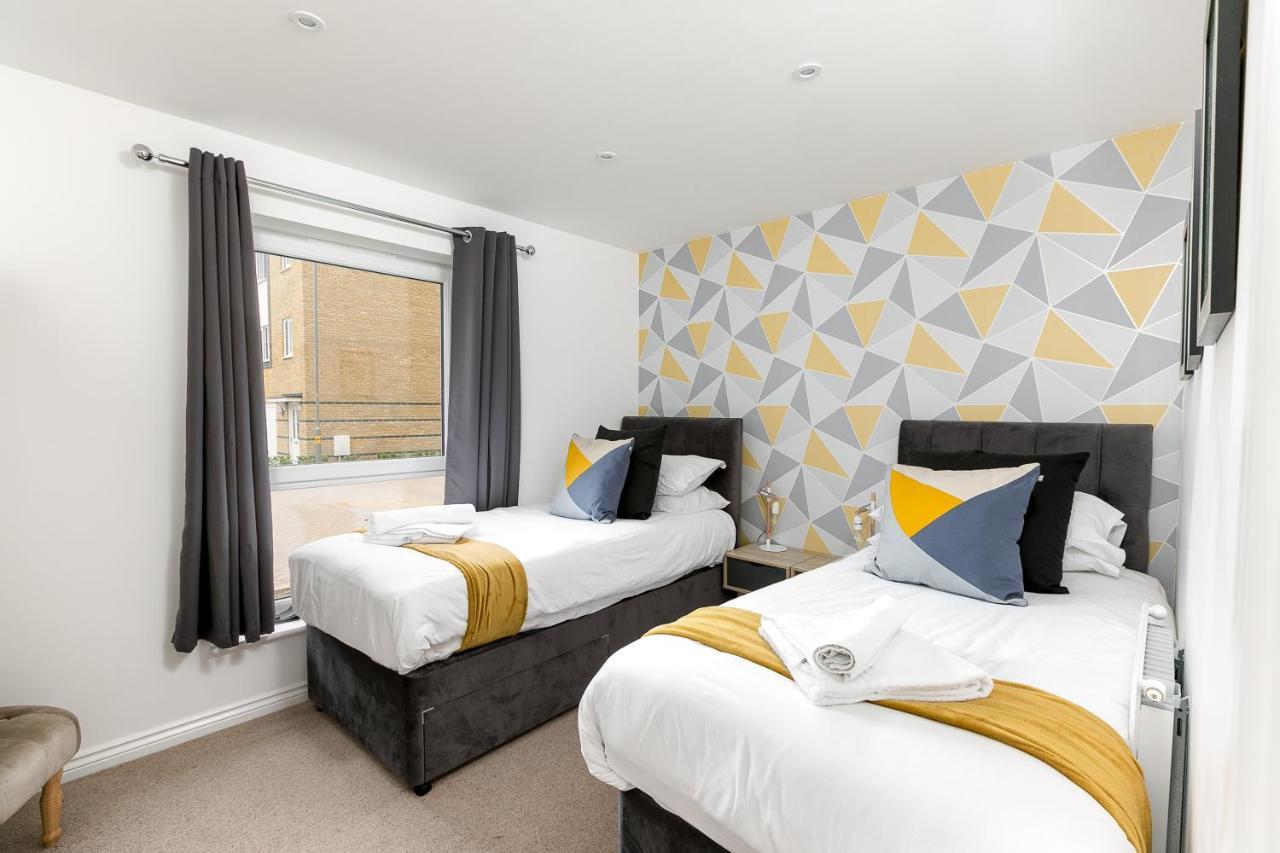 Hertford Serviced Apartments Ware Buitenkant foto