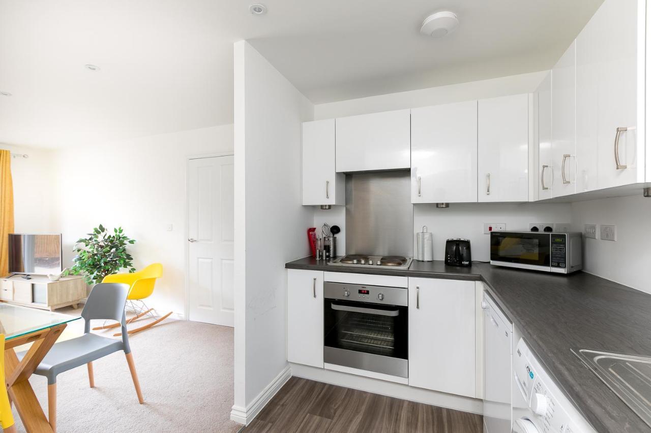 Hertford Serviced Apartments Ware Buitenkant foto