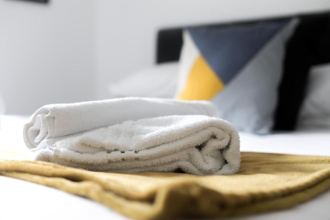 Hertford Serviced Apartments Ware Buitenkant foto